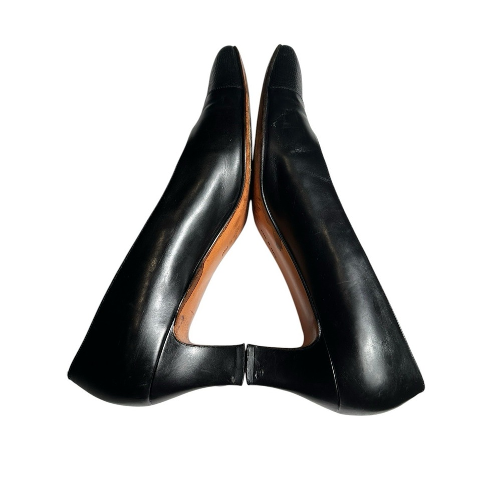 Salvatore Ferragamo Gancini Logo Black Leather Pumps Women's Sz 8.5 AAA #S64-6 - Picture 10 of 15